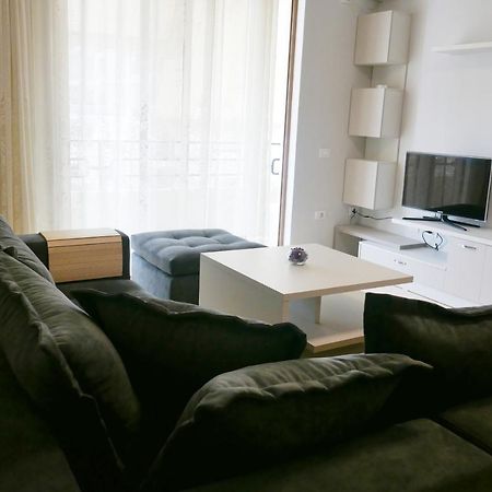 Victoria'S Sea-Cret Apartment Sarande Exterior photo
