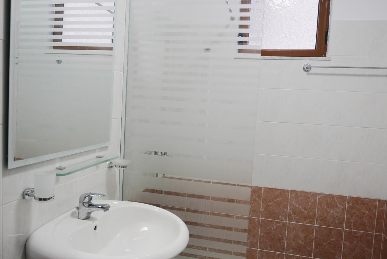Victoria'S Sea-Cret Apartment Sarande Exterior photo